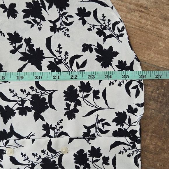 NWT ANN TAYLOR RUFFLE BUTTON TOP - Picture 10 of 10